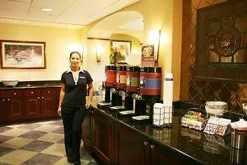 Hampton Inn & Suites Tampa Ybor City Downtown Hotel